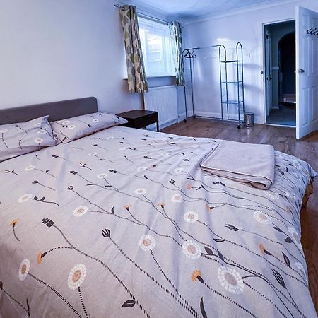 Spacious Retreat - Remote Worker & Family Friendly 朴次茅斯 外观 照片